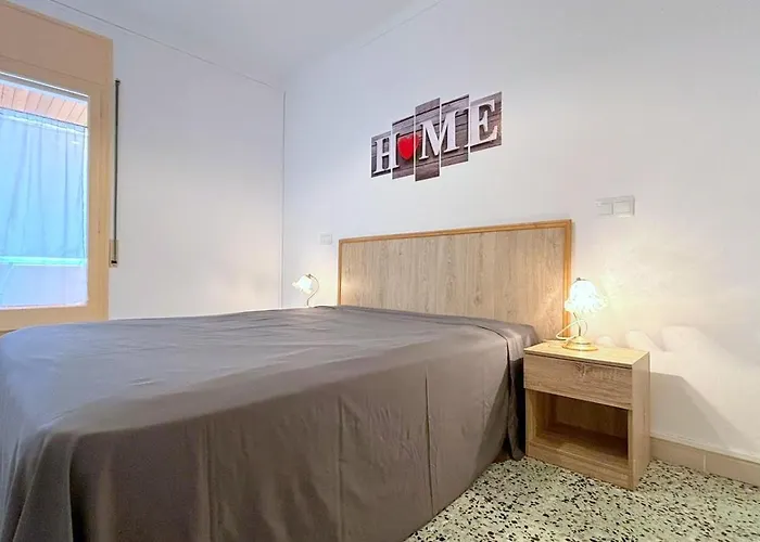 アパート Cap Llarg ロザス